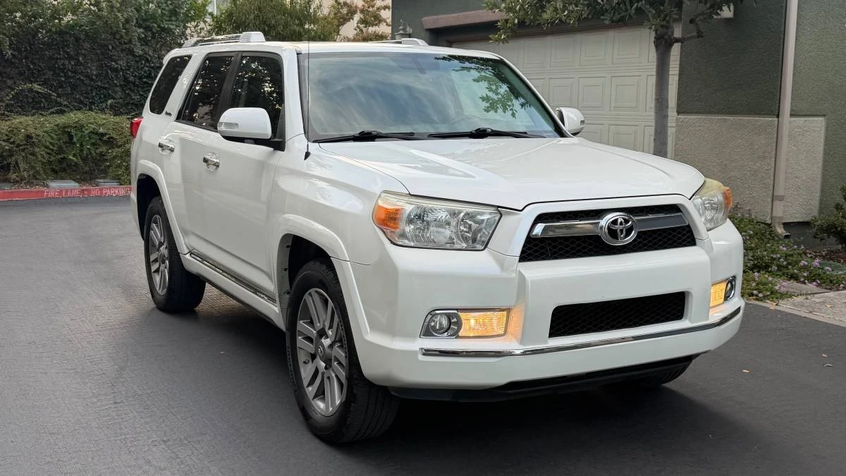 2012 Toyota 4Runner 5th Gen - Image 4 of 18