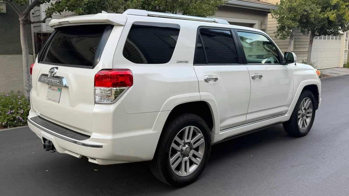 2012 Toyota 4Runner 5th Gen - Image 3 of 18