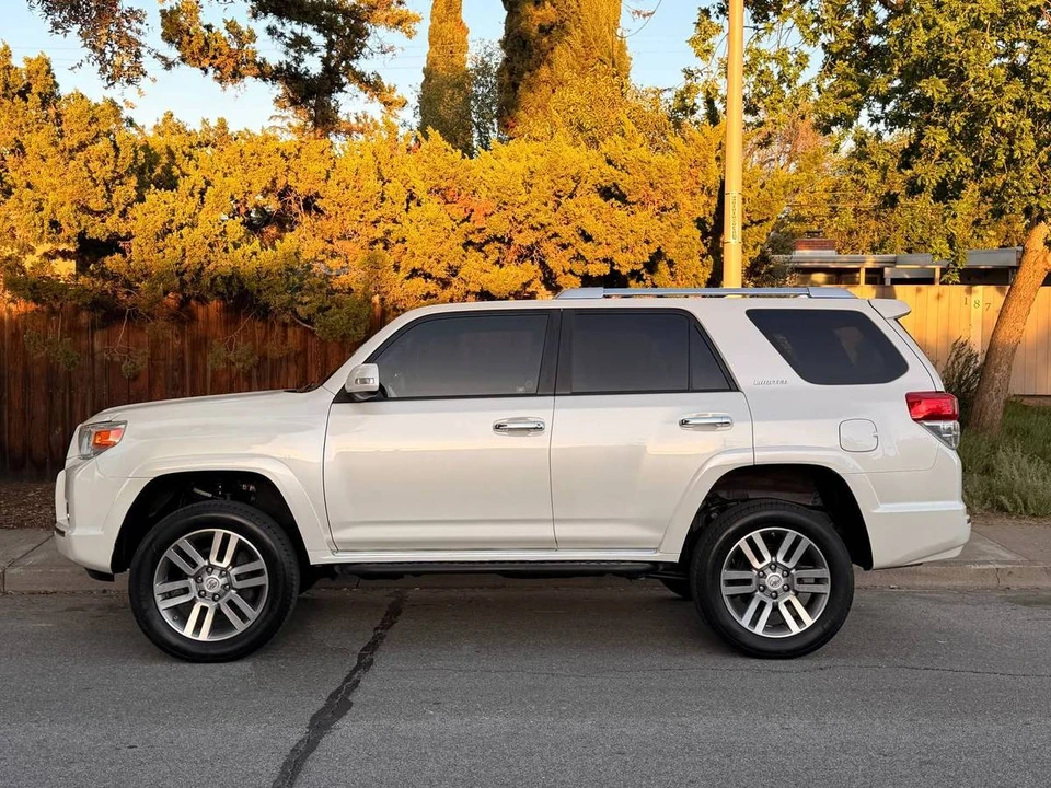 2012 Toyota 4Runner 5th Gen - Image 2 of 13