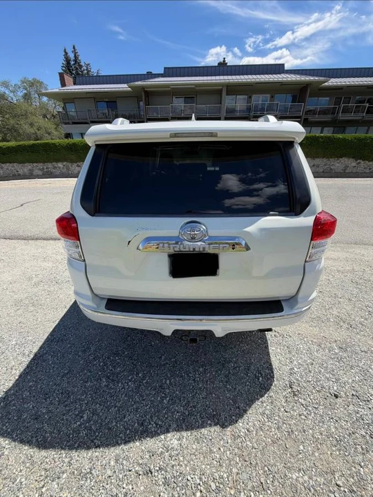 2012 Toyota 4Runner 5th Gen - Image 4 of 10