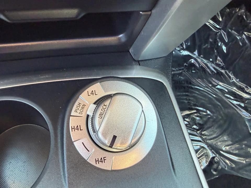 2012 Toyota 4Runner 5th Gen - Image 13 of 19