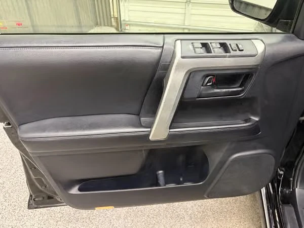 2012 Toyota 4Runner 5th Gen - Image 10 of 19