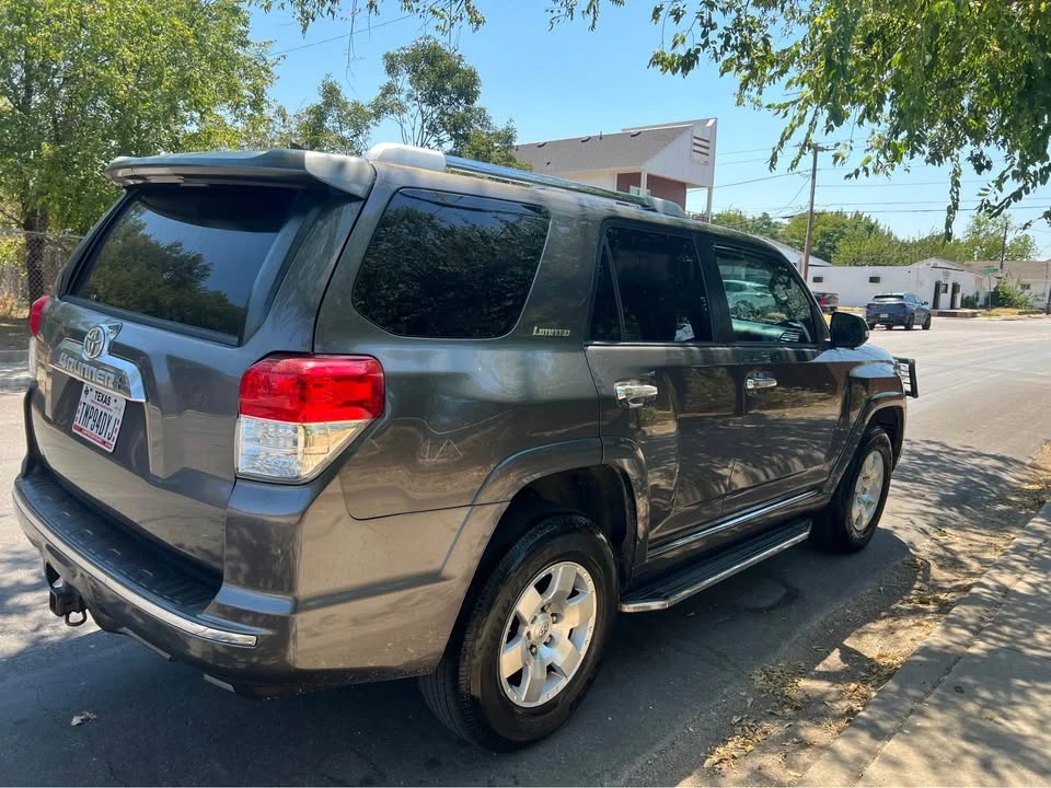 2012 Toyota 4Runner 5th Gen - Image 4 of 13