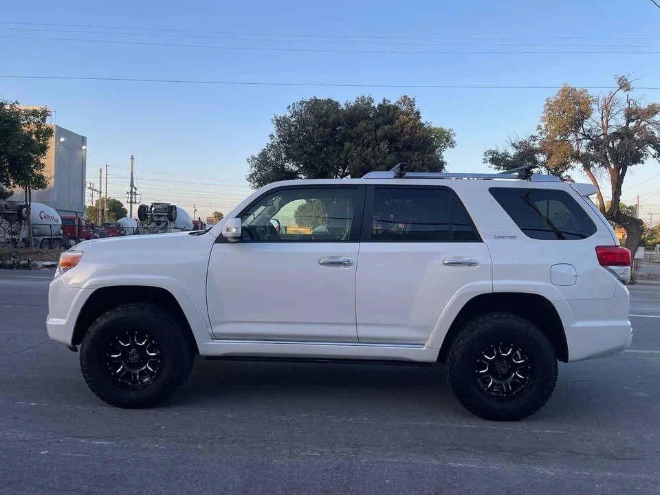 2012 Toyota 4Runner 5th Gen - Image 5 of 20