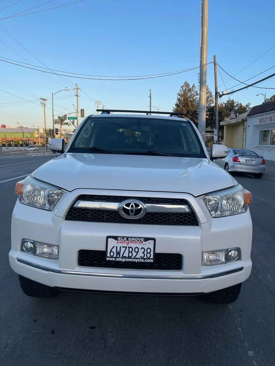 2012 Toyota 4Runner 5th Gen - Image 3 of 20