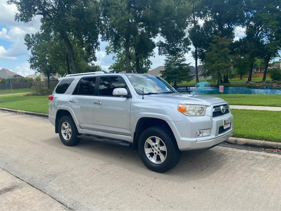 2012 Toyota 4Runner 5th Gen - Image 4 of 15