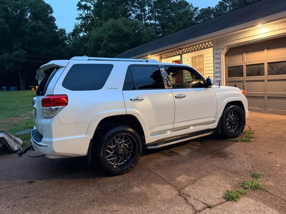 2012 Toyota 4Runner 5th Gen - Image 8 of 13