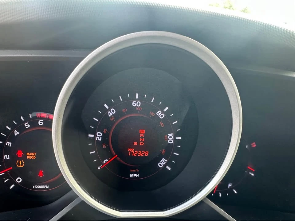 2012 Toyota 4Runner 5th Gen - Image 15 of 17