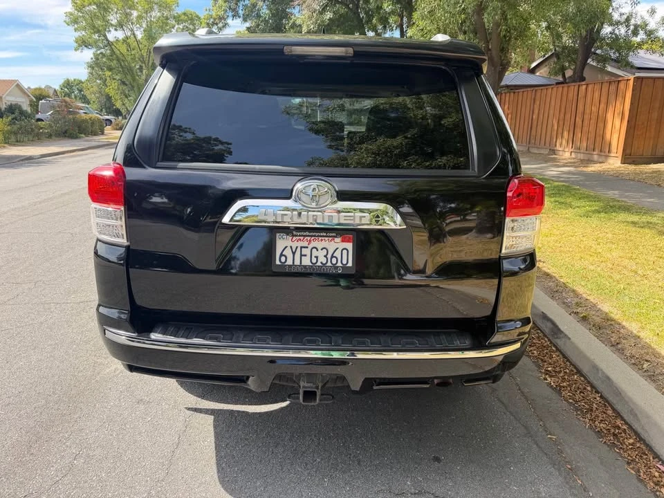 2012 Toyota 4Runner 5th Gen - Image 6 of 11