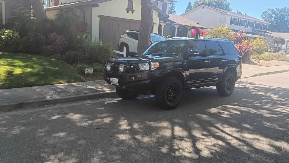 2012 Toyota 4Runner 5th Gen - Image 2 of 18