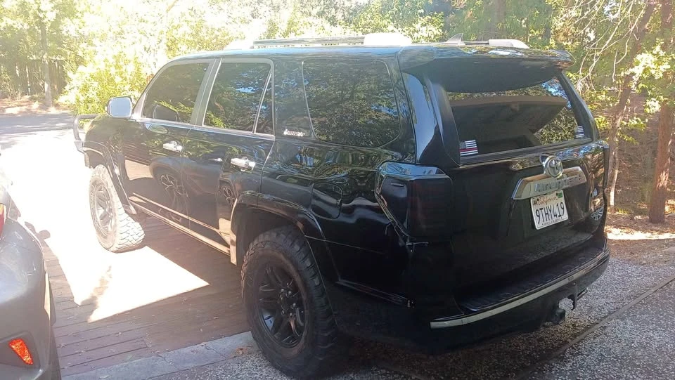 2012 Toyota 4Runner 5th Gen - Image 3 of 18
