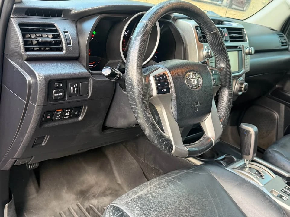 2012 Toyota 4Runner 5th Gen - Image 8 of 15