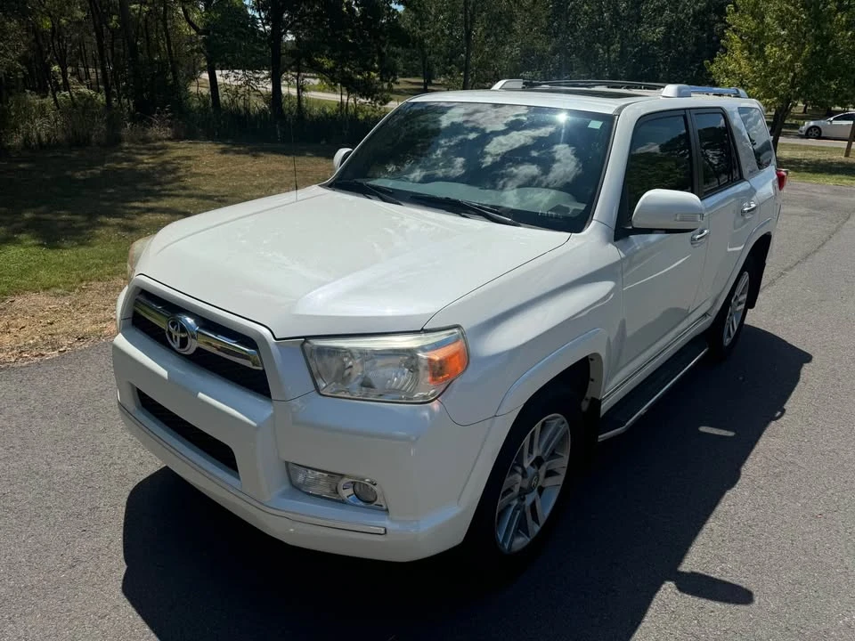 2012 Toyota 4Runner 5th Gen - Image 9 of 17