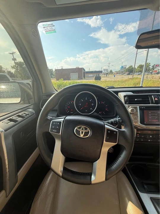 2012 Toyota 4Runner 5th Gen - Image 11 of 16