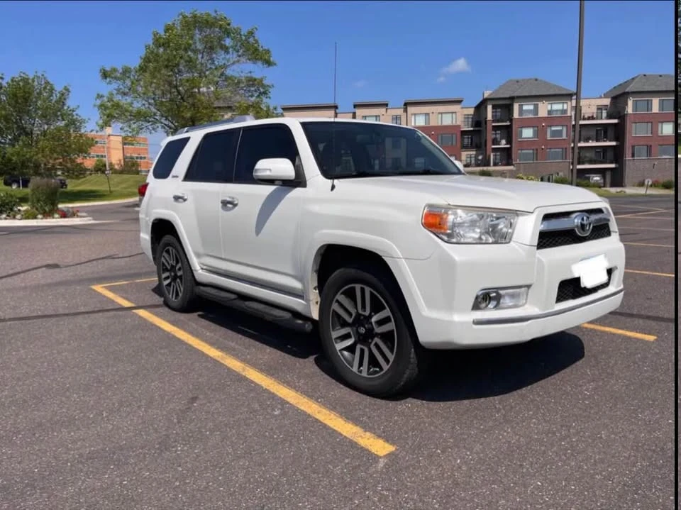 2012 Toyota 4Runner 5th Gen - Image 4 of 12