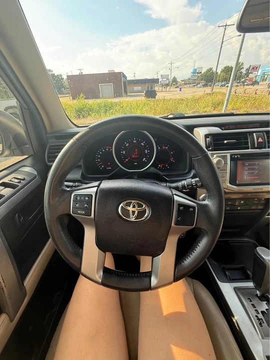 2012 Toyota 4Runner 5th Gen - Image 15 of 16