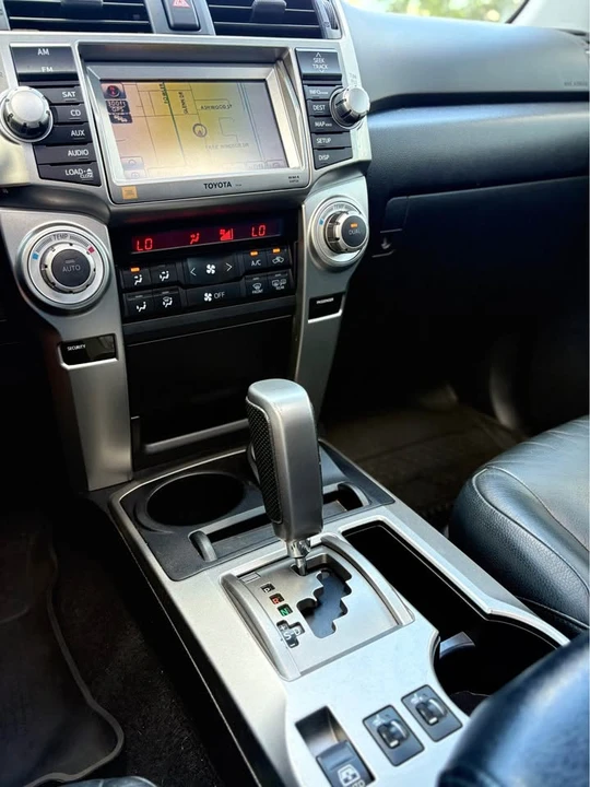2012 Toyota 4Runner 5th Gen - Image 19 of 20