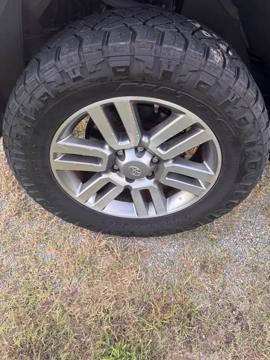 2012 Toyota 4Runner 5th Gen - Image 14 of 15