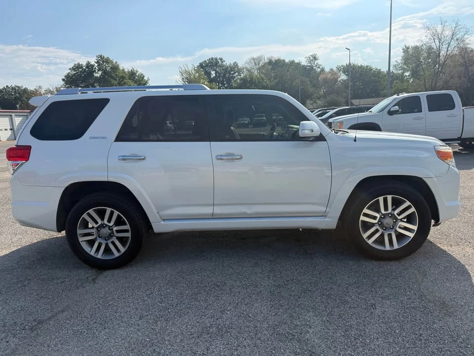 2012 Toyota 4Runner 5th Gen - Image 5 of 16