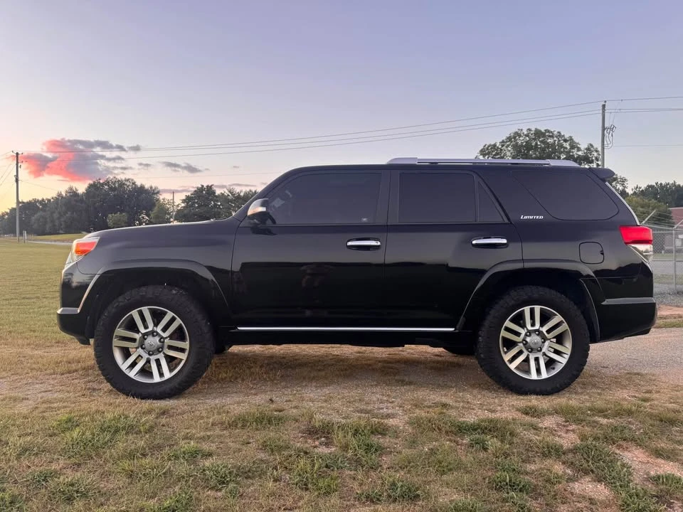 2012 Toyota 4Runner 5th Gen - Image 3 of 15