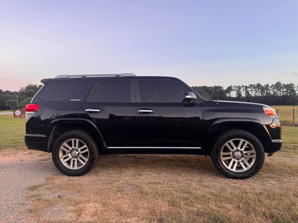 2012 Toyota 4Runner 5th Gen - Image 4 of 15