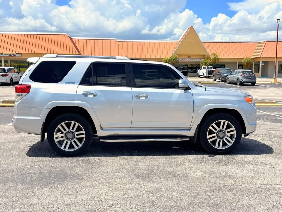 2012 Toyota 4Runner 5th Gen - Image 8 of 20