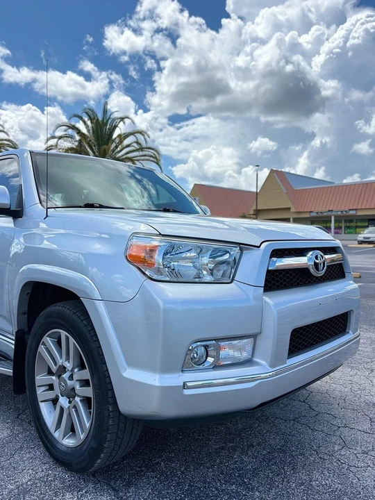 2012 Toyota 4Runner 5th Gen - Image 2 of 20