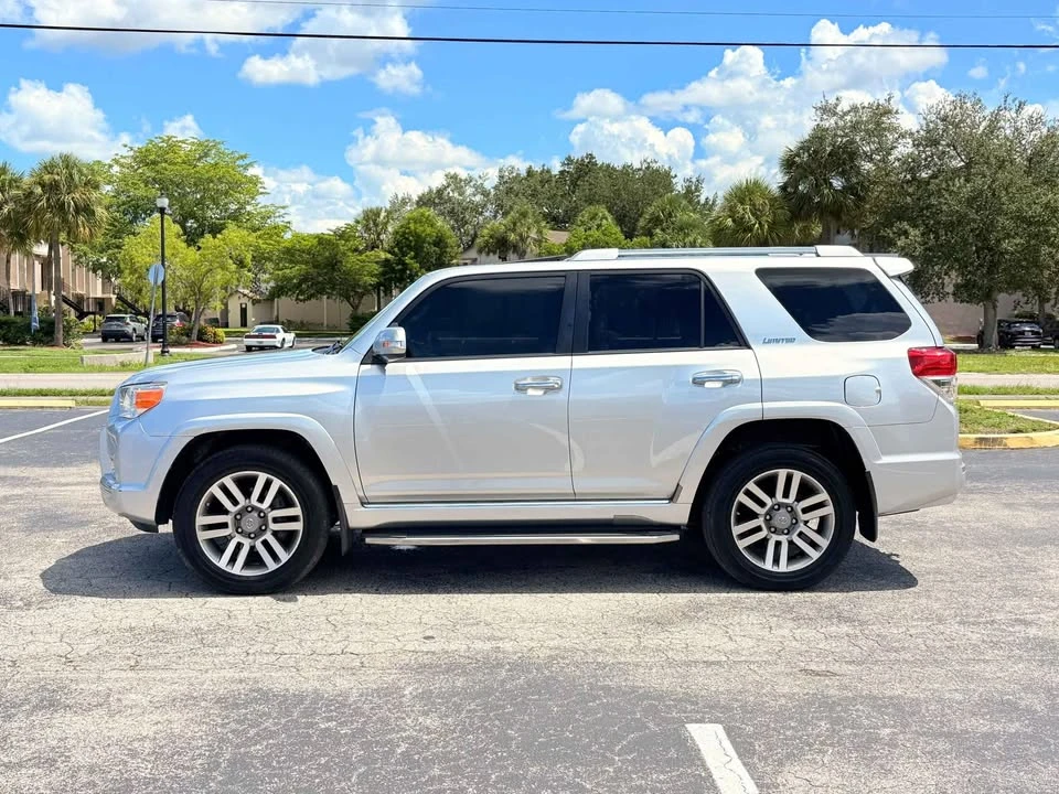 2012 Toyota 4Runner 5th Gen - Image 9 of 20