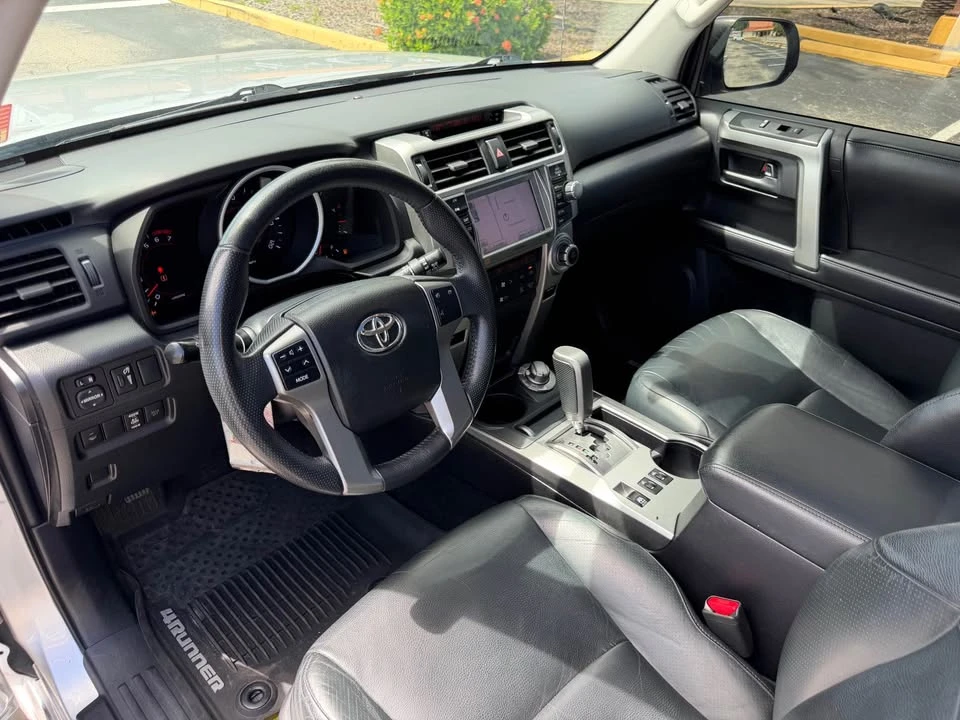 2012 Toyota 4Runner 5th Gen - Image 15 of 19