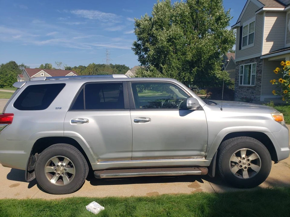 2012 Toyota 4Runner 5th Gen - Image 10 of 13