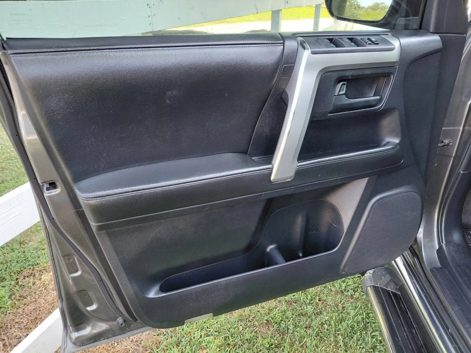 2012 Toyota 4Runner 5th Gen - Image 11 of 17