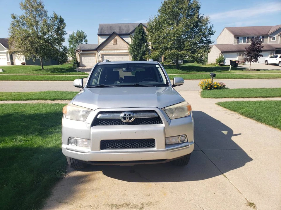 2012 Toyota 4Runner 5th Gen - Image 2 of 13