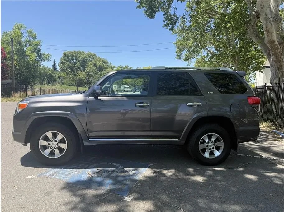 2012 Toyota 4Runner 5th Gen - Image 4 of 13