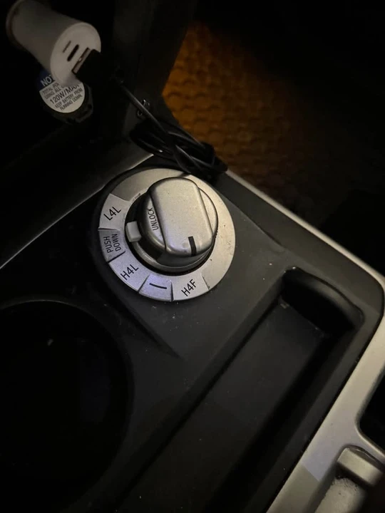 2012 Toyota 4Runner 5th Gen - Image 13 of 20