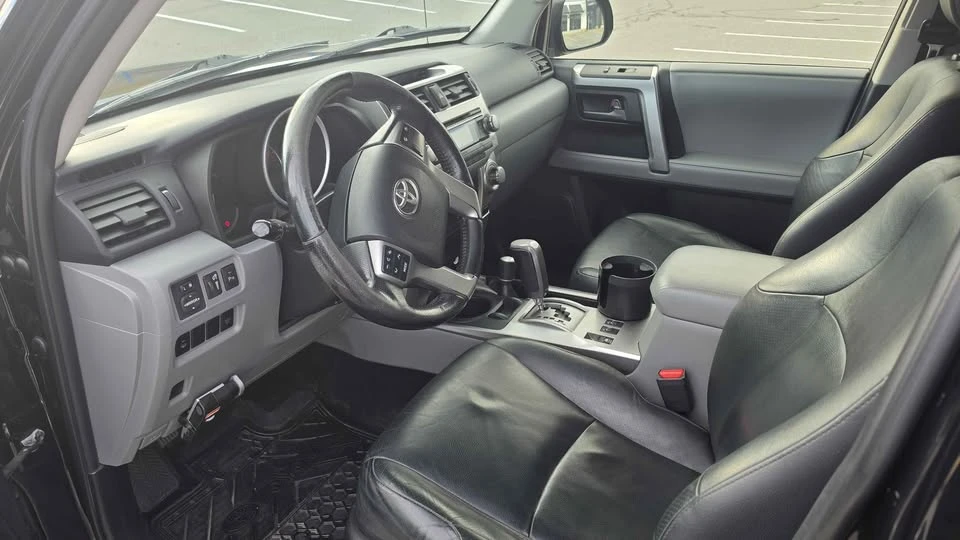 2012 Toyota 4Runner 5th Gen - Image 5 of 9