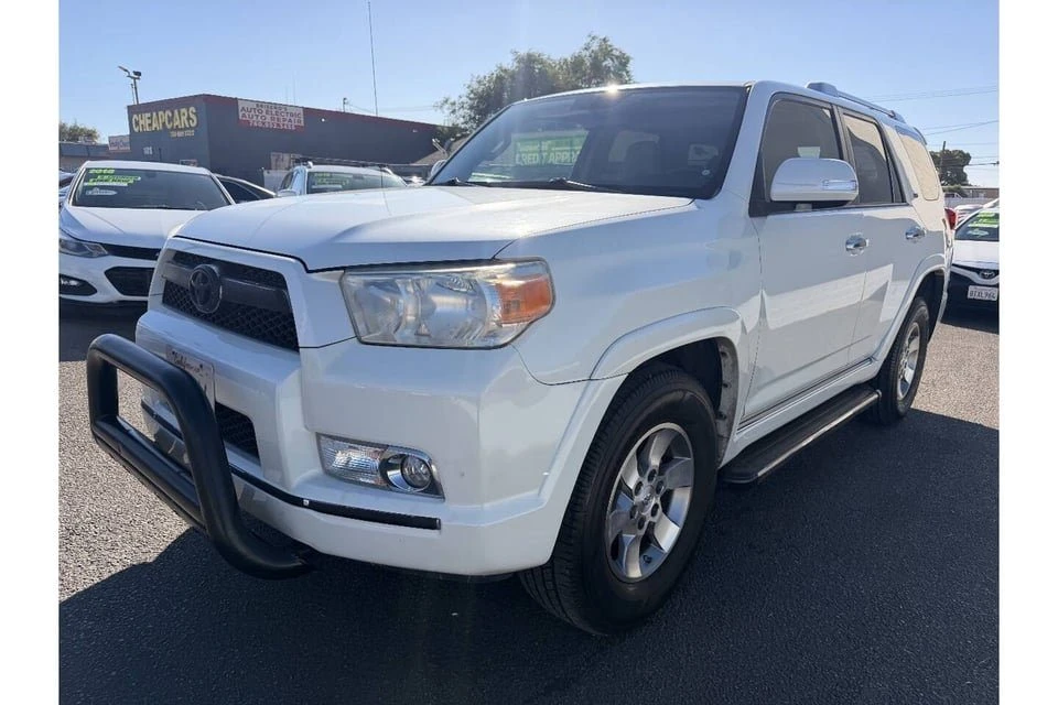2012 Toyota 4Runner 5th Gen - Image 4 of 20