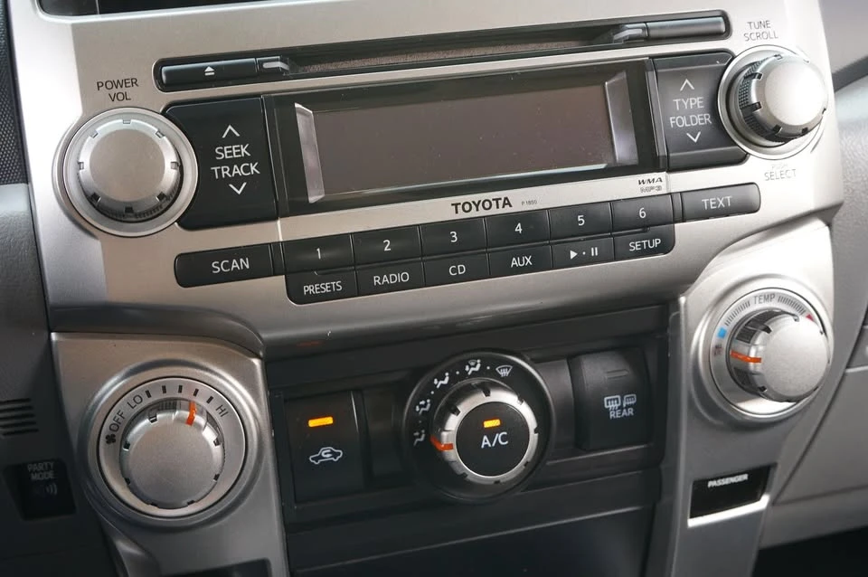 2012 Toyota 4Runner 5th Gen - Image 17 of 19