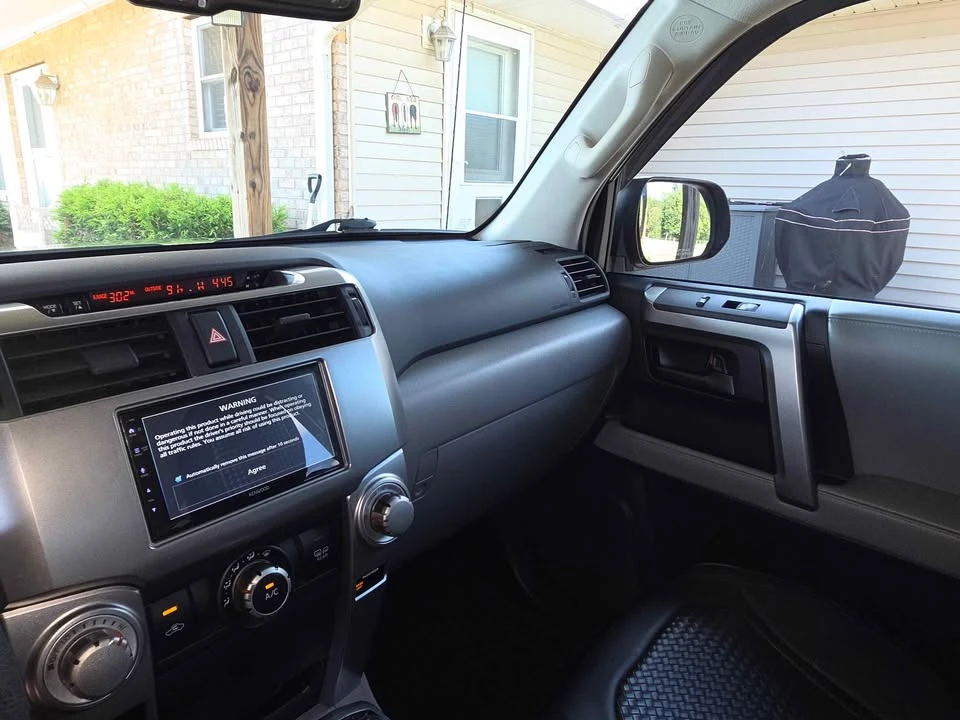 2012 Toyota 4Runner 5th Gen - Image 5 of 8