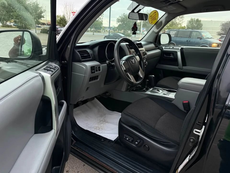 2012 Toyota 4Runner 5th Gen - Image 9 of 20