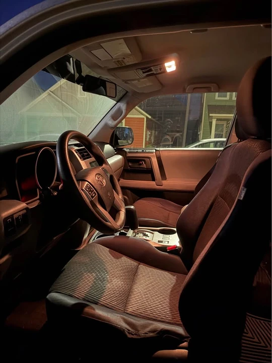 2012 Toyota 4Runner 5th Gen - Image 5 of 10