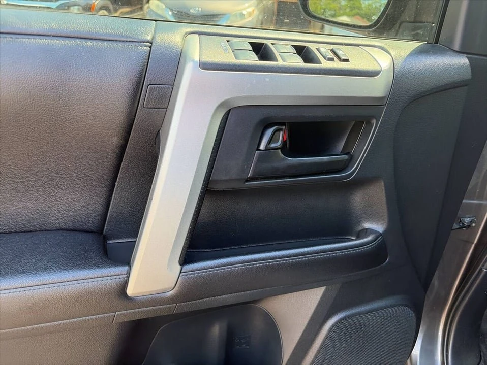 2012 Toyota 4Runner 5th Gen - Image 8 of 14