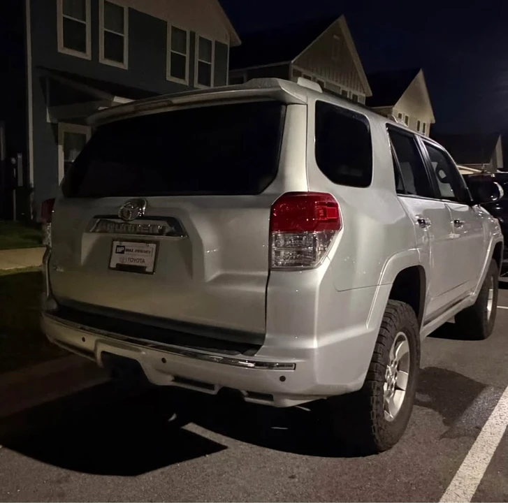 2012 Toyota 4Runner 5th Gen - Image 4 of 10