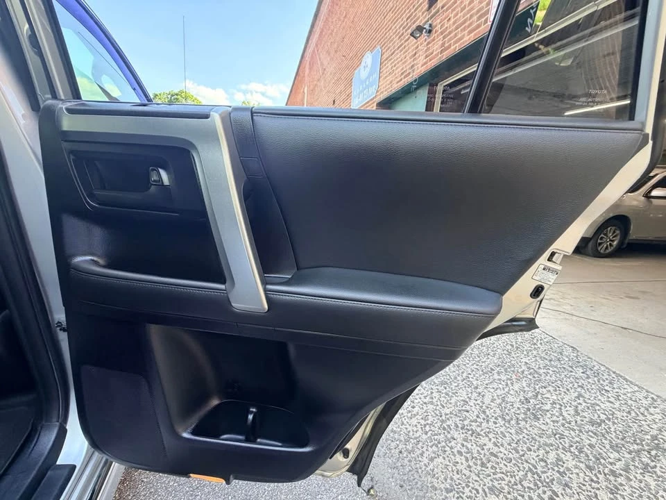 2012 Toyota 4Runner 5th Gen - Image 18 of 19