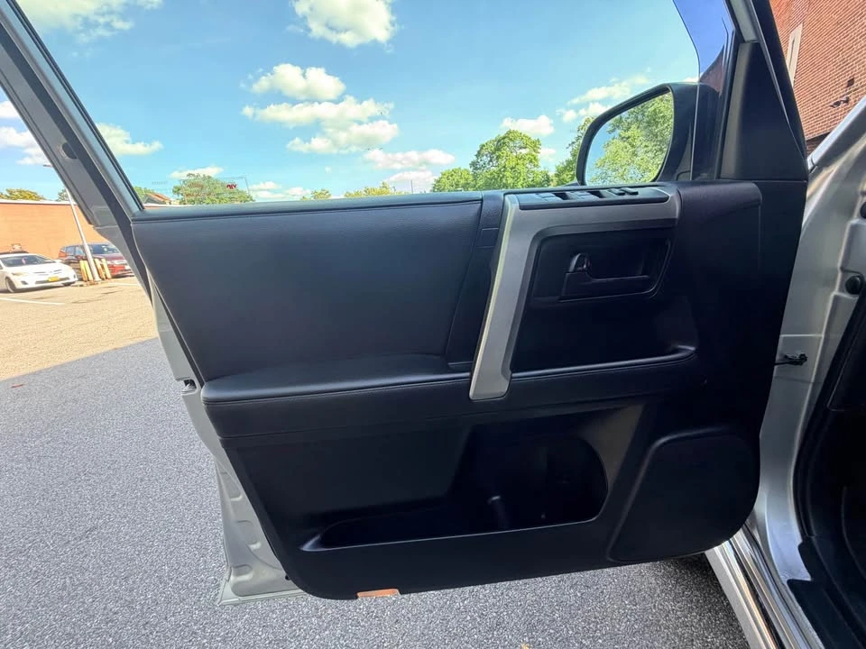 2012 Toyota 4Runner 5th Gen - Image 16 of 19