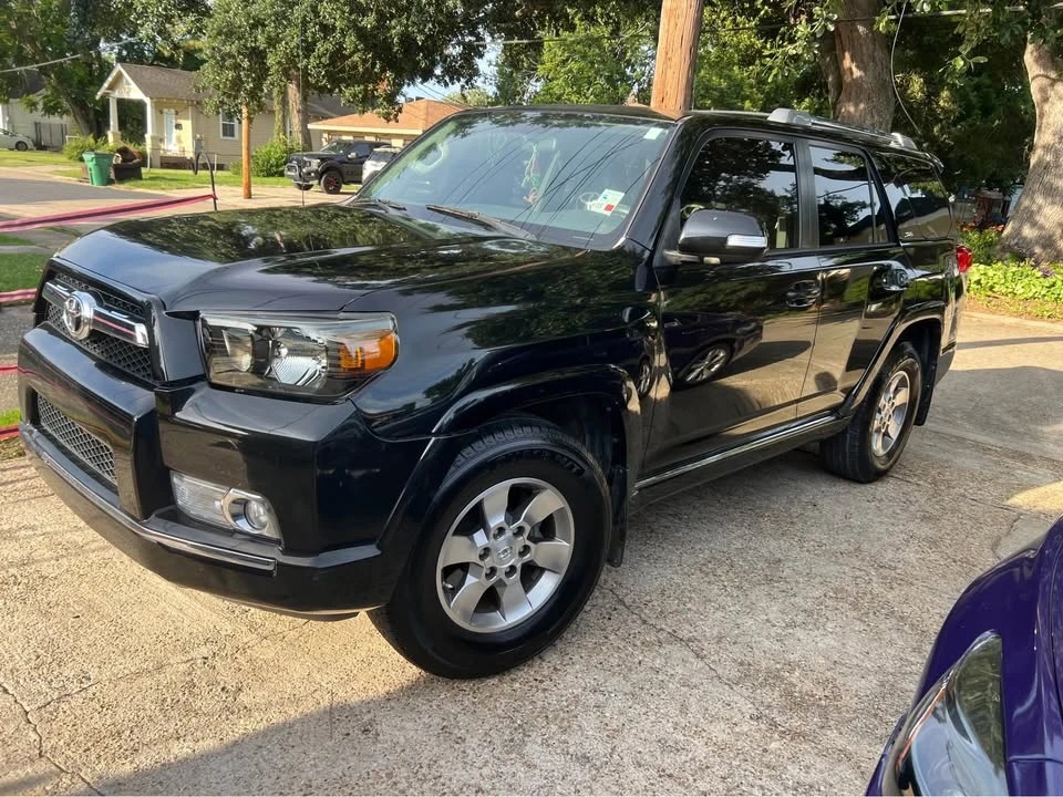 2012 Toyota 4Runner 5th Gen - Image 5 of 8