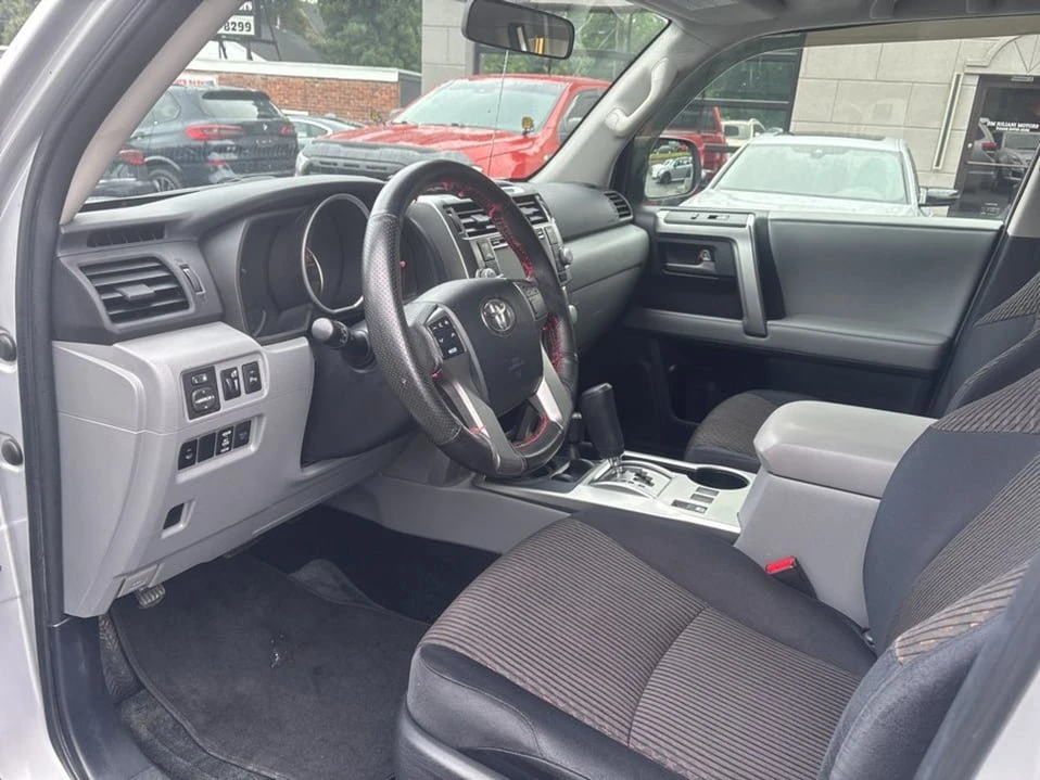2012 Toyota 4Runner 5th Gen - Image 6 of 20