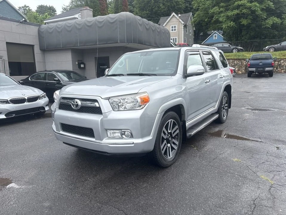 2012 Toyota 4Runner 5th Gen - Image 3 of 20