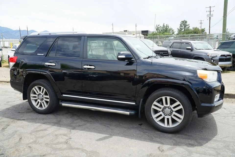 2012 Toyota 4Runner 5th Gen - Image 11 of 20