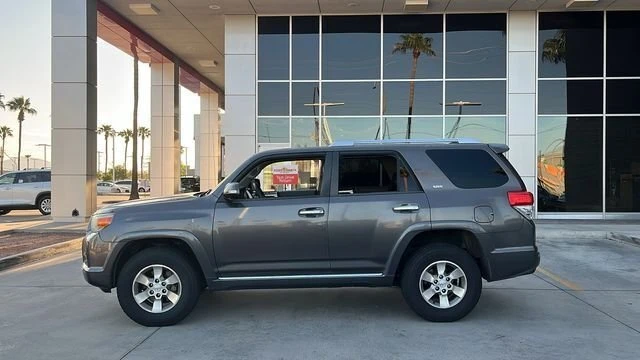 2012 Toyota 4Runner 5th Gen - Image 3 of 4