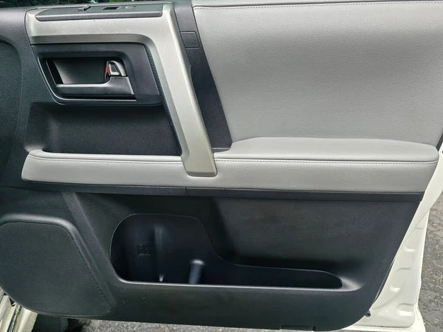 2012 Toyota 4Runner 5th Gen - Image 14 of 19